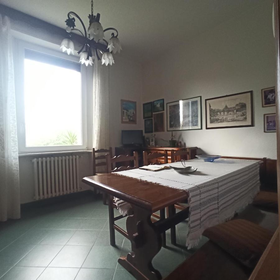 Felino Casa Vincenzo 130 Mq Con Portico Ed Ingresso Esclusivo Dal Giardino 빌라 외부 사진