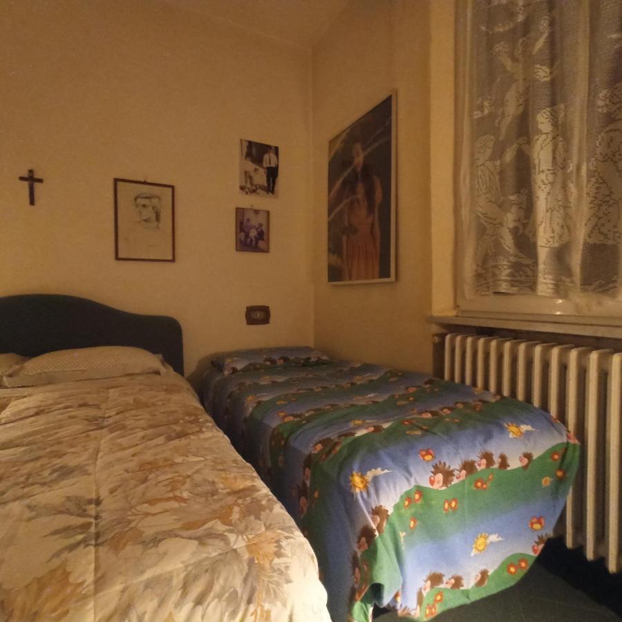 Felino Casa Vincenzo 130 Mq Con Portico Ed Ingresso Esclusivo Dal Giardino 빌라 외부 사진