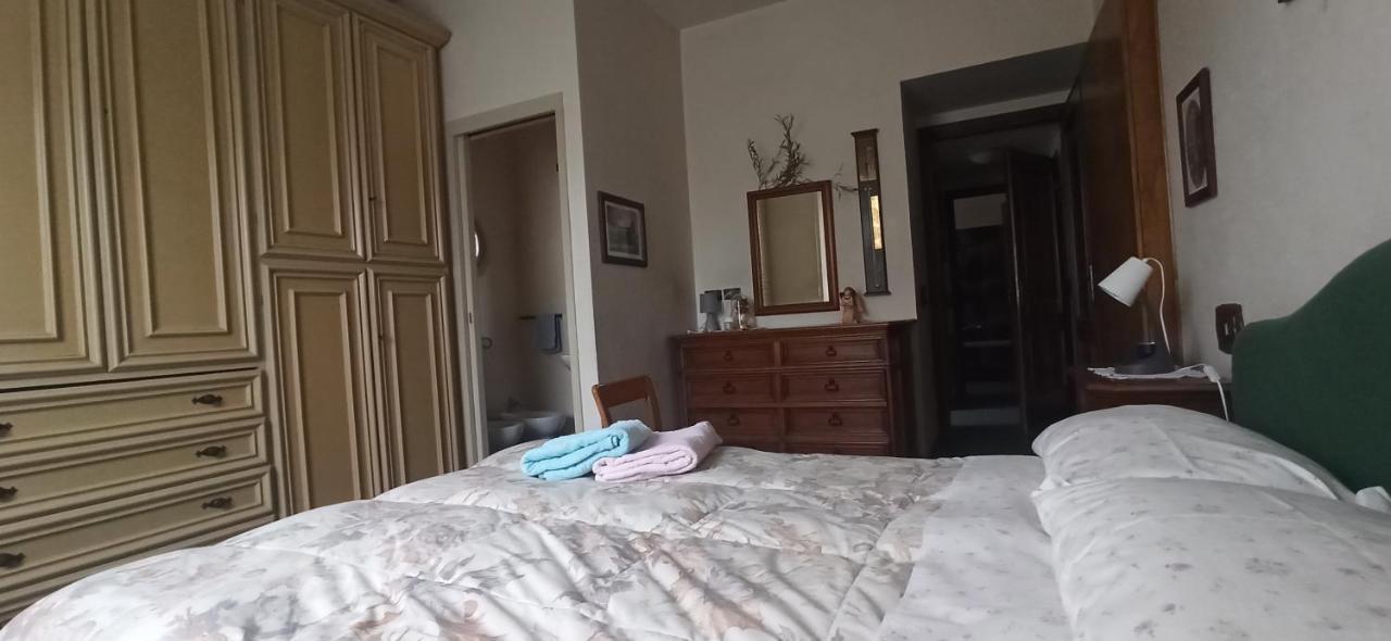 Felino Casa Vincenzo 130 Mq Con Portico Ed Ingresso Esclusivo Dal Giardino 빌라 외부 사진