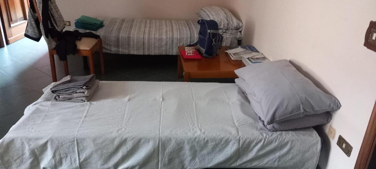 Felino Casa Vincenzo 130 Mq Con Portico Ed Ingresso Esclusivo Dal Giardino 빌라 외부 사진